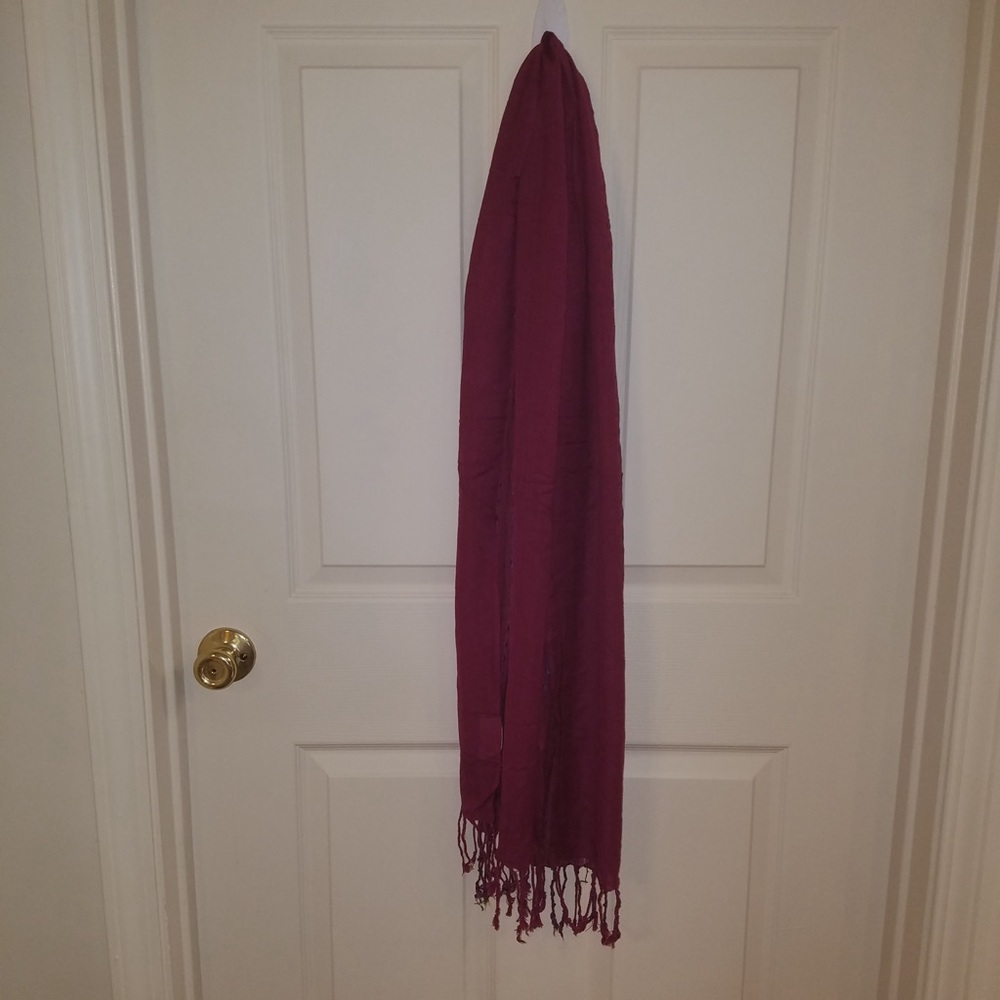 Scarf - Picture 2 of 3
